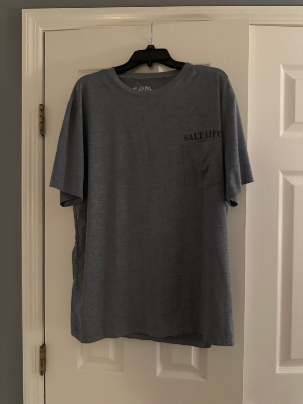 Salt Life Short Sleeve Pocket Tee in Slate Blue Gray